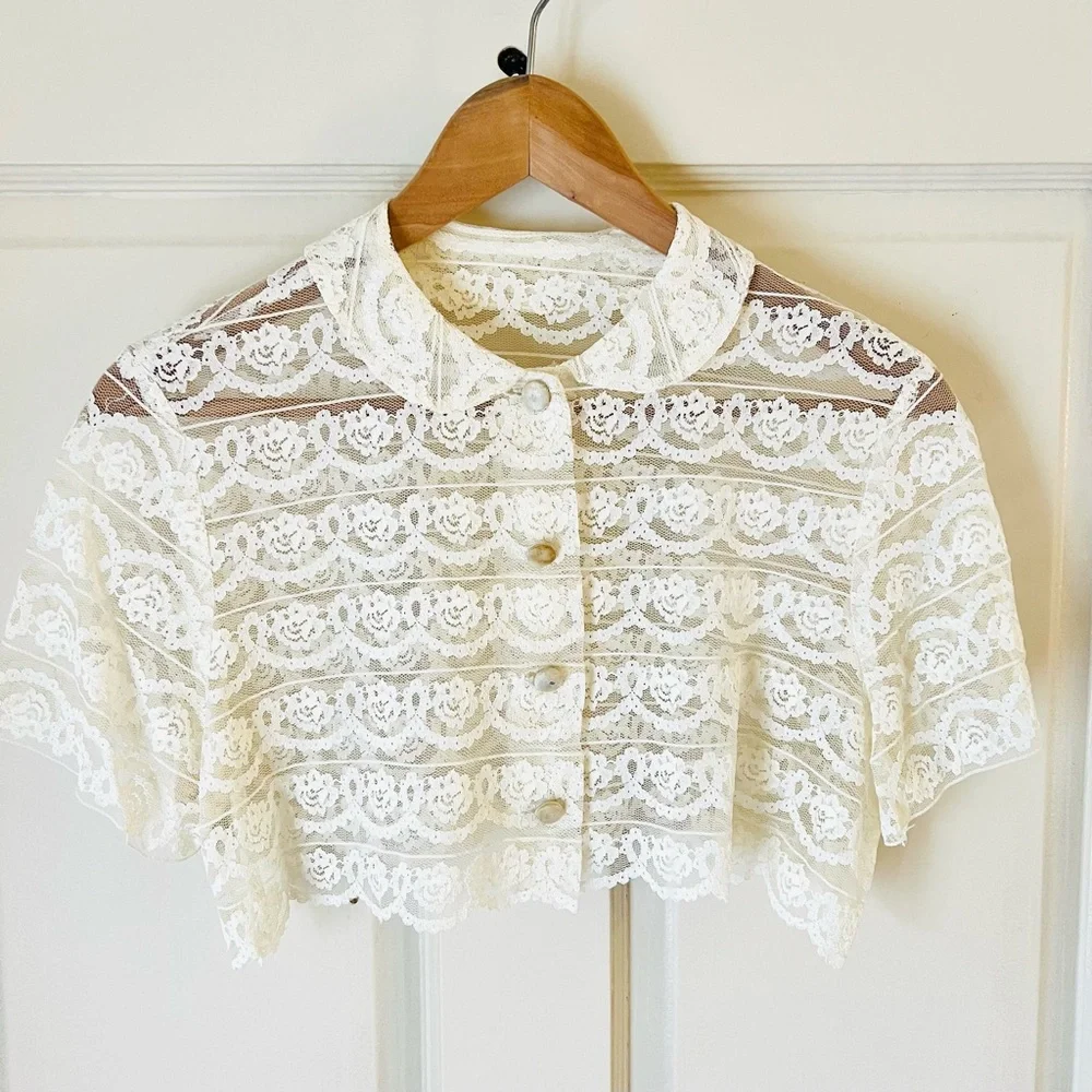 Vintage Lace Overlay. - Picture 1 of 4